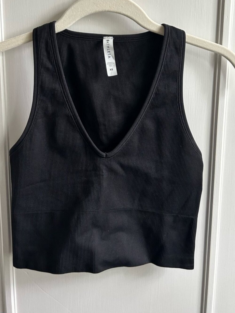 Aurora Seamless V Neck Crop Black